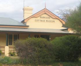 Parkside Cottage Museum - thumb 1