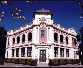 Moree Plains Gallery - Tourism Adelaide