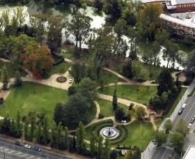 Victory Memorial Gardens - Accommodation Rockhampton