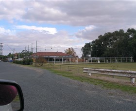 Culcairn Bowling And Recreation Club - thumb 2