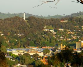 Eastern Hill Rotary Lookout - Wagga Wagga Accommodation