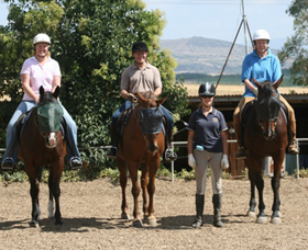 Forest Park Riding And Equitation School - thumb 0