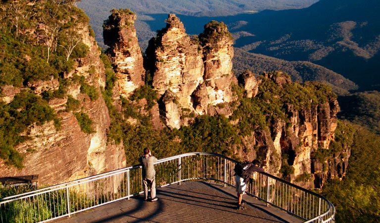 Echo Point lookout Three Sisters - Attractions Melbourne