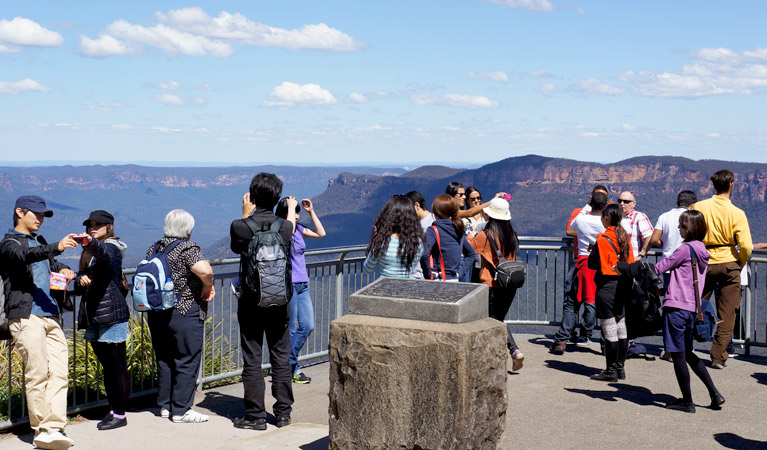 Echo Point Lookout (Three Sisters) - thumb 1