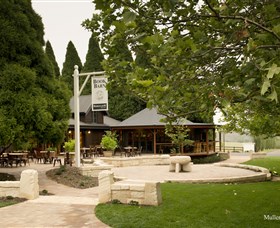 Bendooley Estate Book Barn - Tourism Canberra