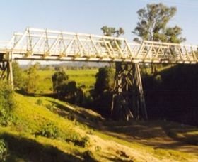 Vacy Bridge over Paterson River - Accommodation in Brisbane