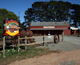 Sully's Cider at the Old Cheese Factory - Carnarvon Accommodation