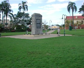 Sandgate War Memorial Park - thumb 2