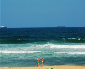 Merewether Beach - Redcliffe Tourism