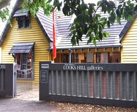 Cooks Hill Galleries - Attractions