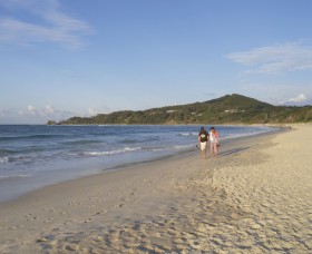 Main Beach Byron Bay - Find Attractions
