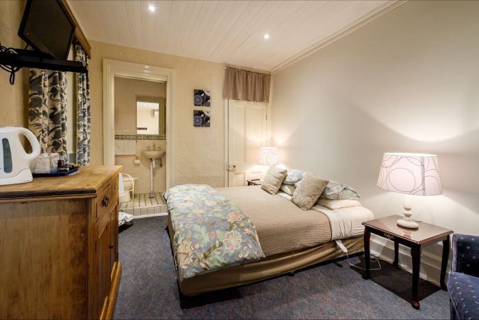 Peel Inn Nundle - Australia Accommodation