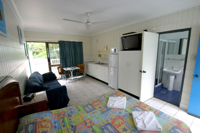 Tropical Palms Inn - New South Wales Tourism 