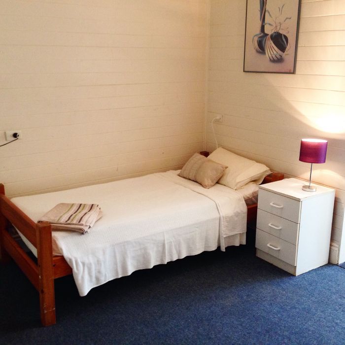 Estreet Guesthouse - Accommodation Sunshine Coast