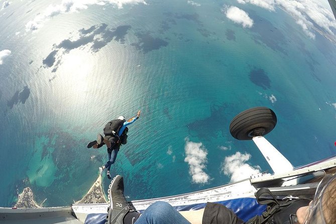 Rottnest Island Tandem Skydive - thumb 1