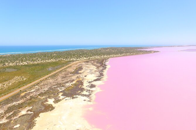 70-minute Pink Lake Scenic Flight - thumb 6