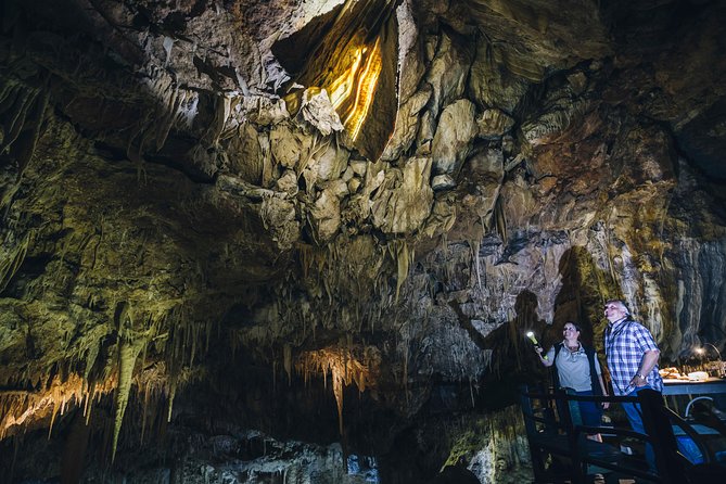 Ngilgi Cave Semi-guided Tour - thumb 1