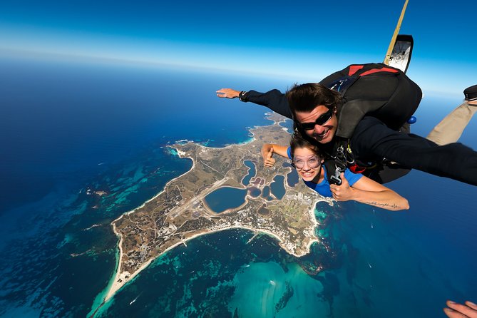 Rottnest Skydive + Perth Barack St Ferry Package - thumb 3