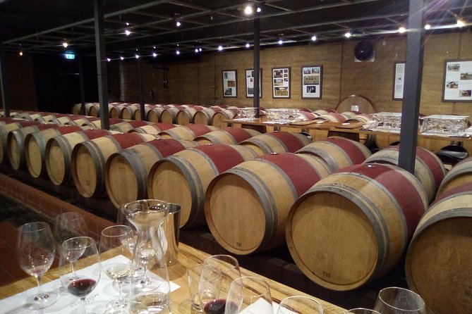 Private Wine Tasting Tour On A Budget For Group Up To 6 People - thumb 0
