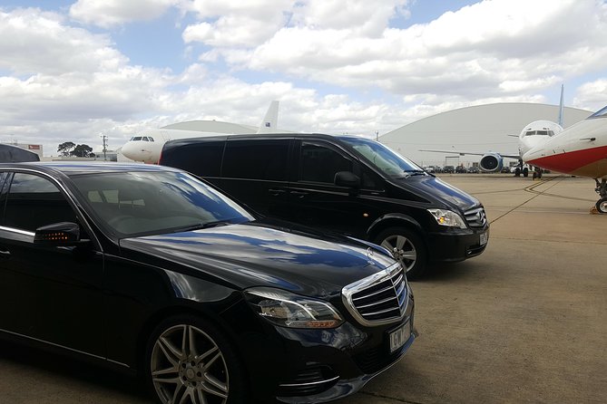 Melbourne Airport Arrival Or Departure Luxury Car Transfers - thumb 9