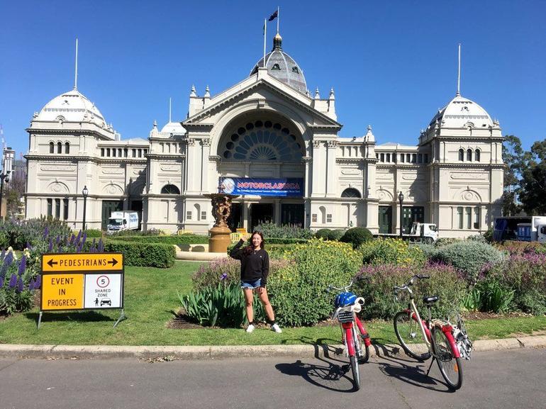 Melbourne Bike Tour With Coffee And Drinks Including Yarra River And Southbank - thumb 2