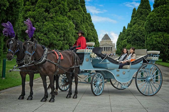Melbourne Horse Drawn Carriage Extended Garden Tourâ„¢ - thumb 0