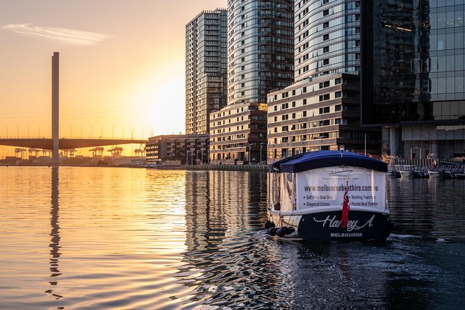 2-Hour Self-Drive Boat Hire On The Yarra River - thumb 3