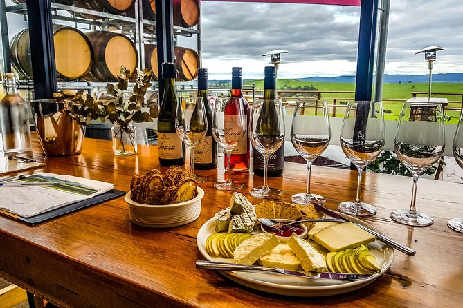 WEEKEND LOVERS Yarra Valley Wine Tour Departing From Melbourne - Weekends Only - thumb 0