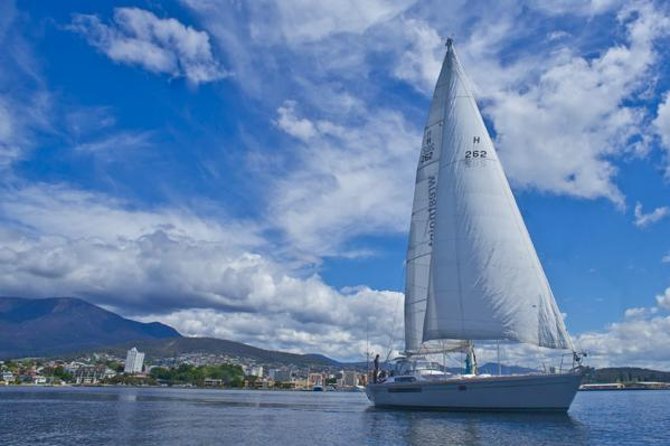 Half-Day Sailing on the Derwent River from Hobart - Accommodation Tasmania