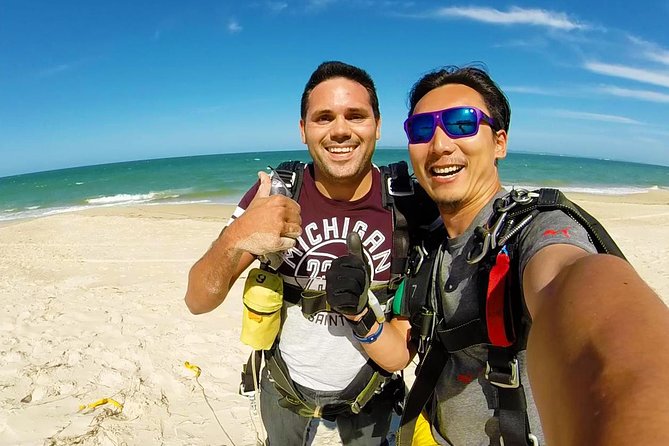Bribie Island Beach skydive from up to 15000ft - Accommodation Mermaid Beach