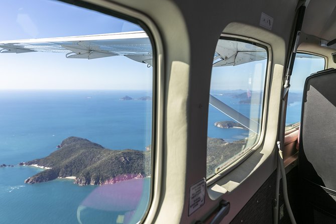 Scenic Flight - Great Barrier Reef, Heart Reef, Whitehaven Beach & Hill Inlet! - thumb 7