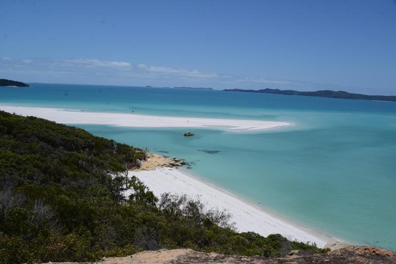 Whitehaven Beach And Hill Inlet Chill And Grill - thumb 3