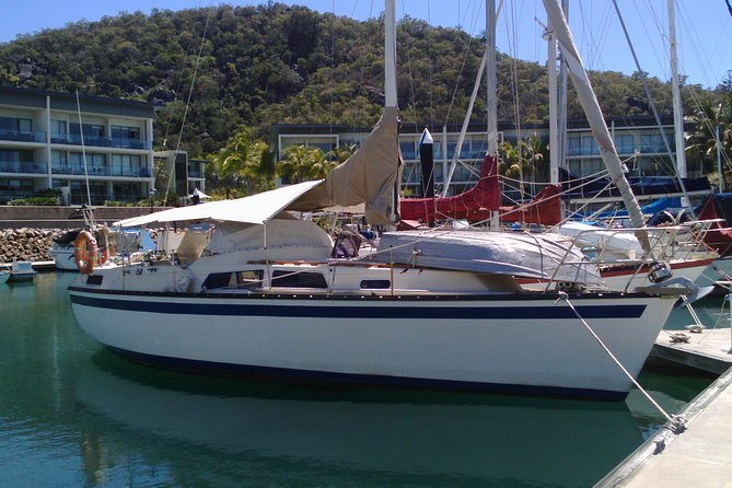 Townsville Early Morning Sailing Cruise Boat Tour - Accommodation ACT 1