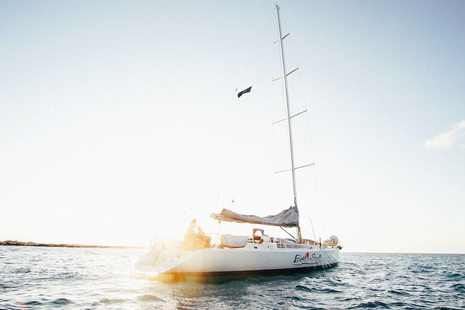 Broomstick Whitsundays Maxi Sailing (2 Days, 2 Nights) - Half A Double Bed - thumb 0