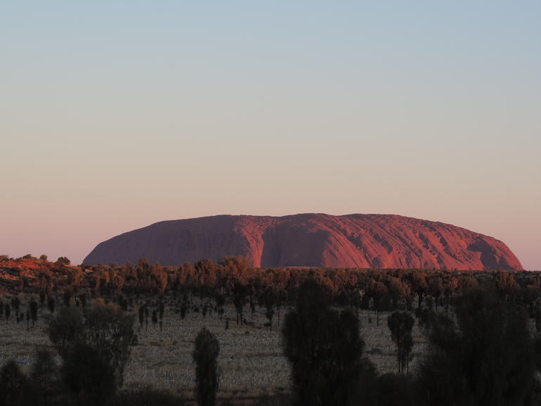 Uluru And Kata Tjuta Experience With BBQ Dinner - ACT Tourism 1