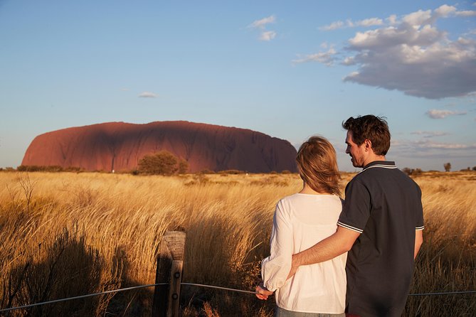 Uluru Ayers Rock Sunset with Outback Barbecue Dinner and Star Tour - Hotel Accommodation