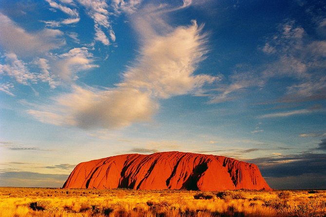 Ayers Rock Day Trip From Alice Springs Including Uluru, Kata Tjuta And Sunset BBQ Dinner - Accommodation ACT 1