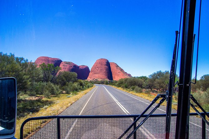 Ayers Rock Day Trip From Alice Springs Including Uluru, Kata Tjuta And Sunset BBQ Dinner - Accommodation ACT 4