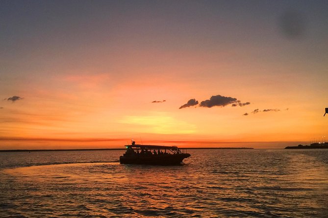 Darwin Sunset Cruise, Including Fish \'n\' Chips - ACT Tourism 11