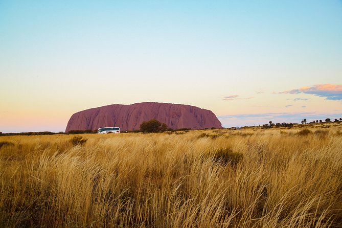Ayers Rock Combo: Uluru Base And Sunset Plus Uluru Sunrise And Kata Tjuta With An Optional BBQ Dinner Or Kings Canyon Day Trip - thumb 11