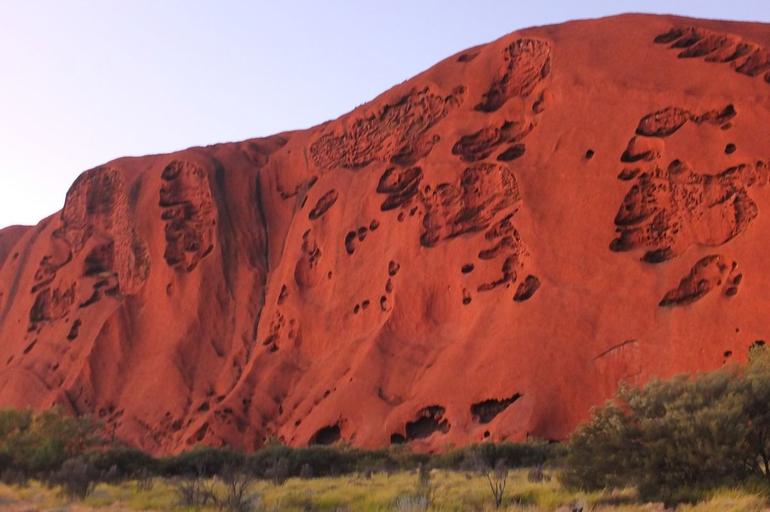 Overnight Uluru (Ayers Rock) Small-Group Camping Tour - thumb 3