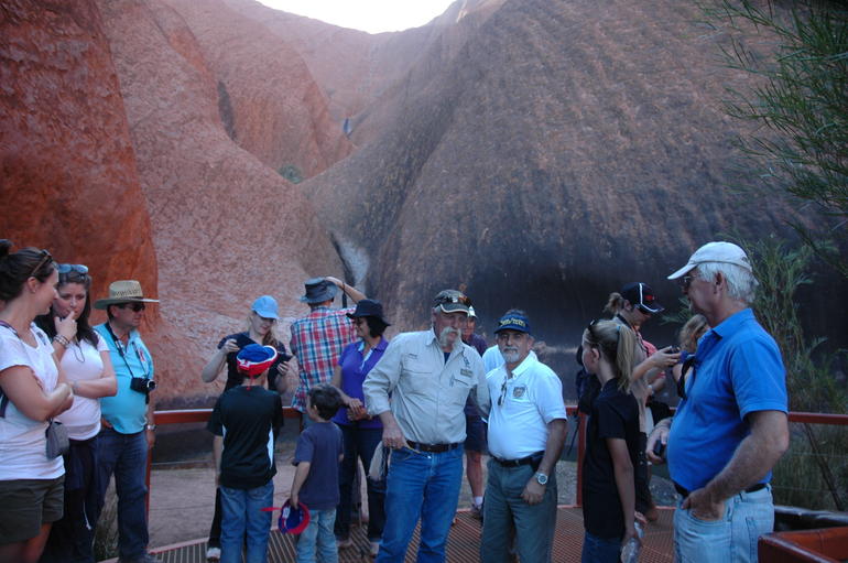 Uluru (Ayers Rock) And The Olgas Tour Including Sunset Dinner From Alice Springs - Accommodation ACT 6