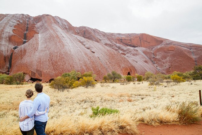 3-Day Best Of Australia's Red Center: Ayers Rock, Kata Tjuta And Sounds Of Silence Dinner - thumb 1