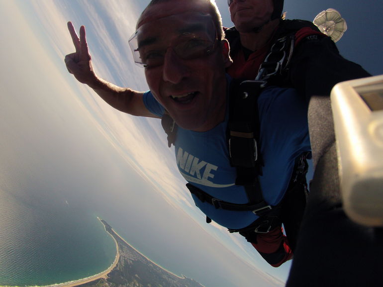 Byron Bay Tandem Sky Dive - thumb 4