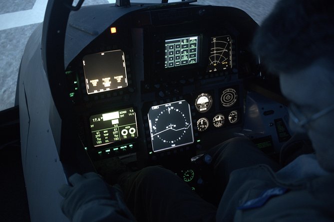 F-18 Combat Fighter Flight Simulator: 60 Minutes - thumb 1