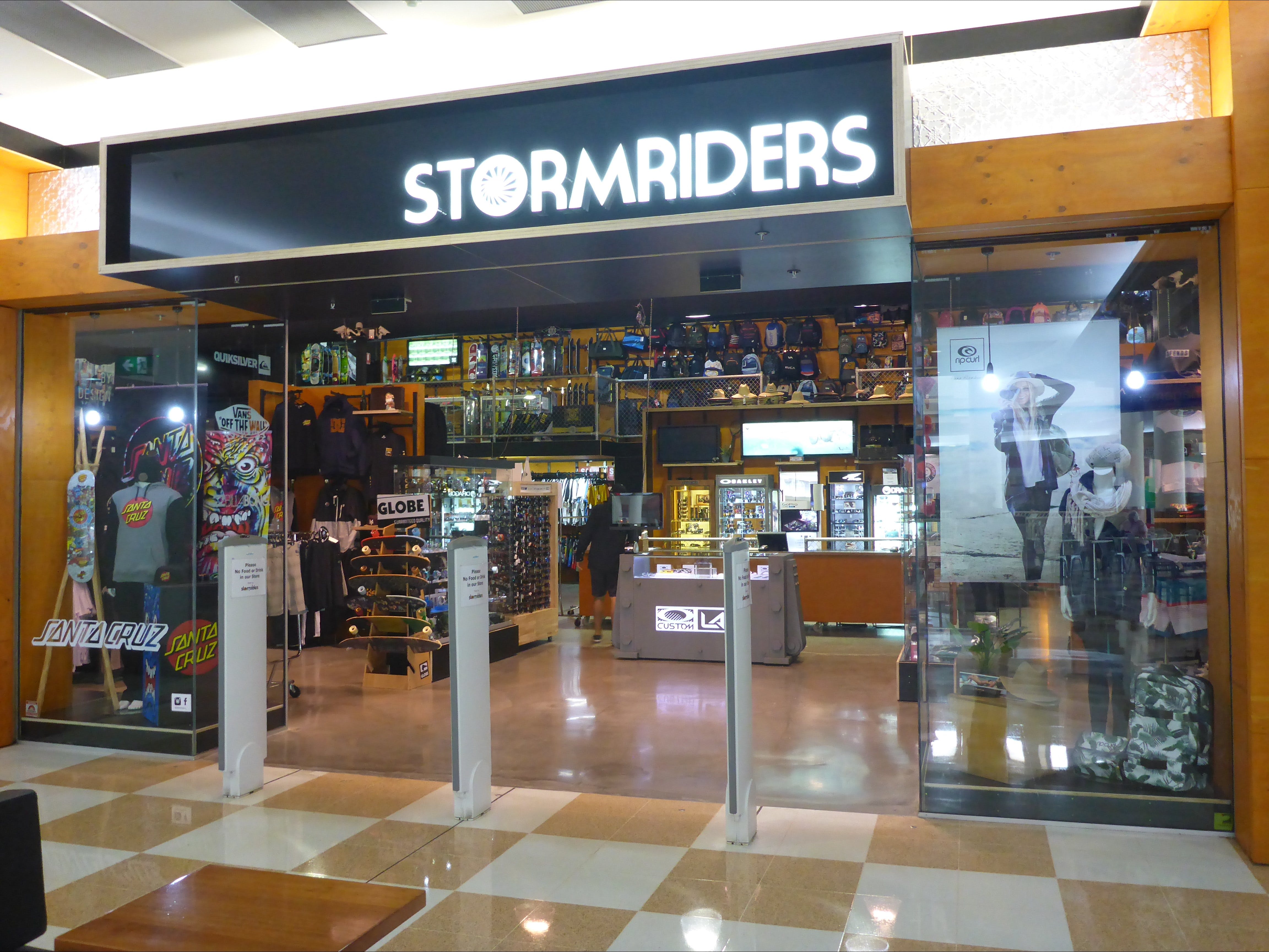 Stormriders Port Central Shopping Centre - thumb 0