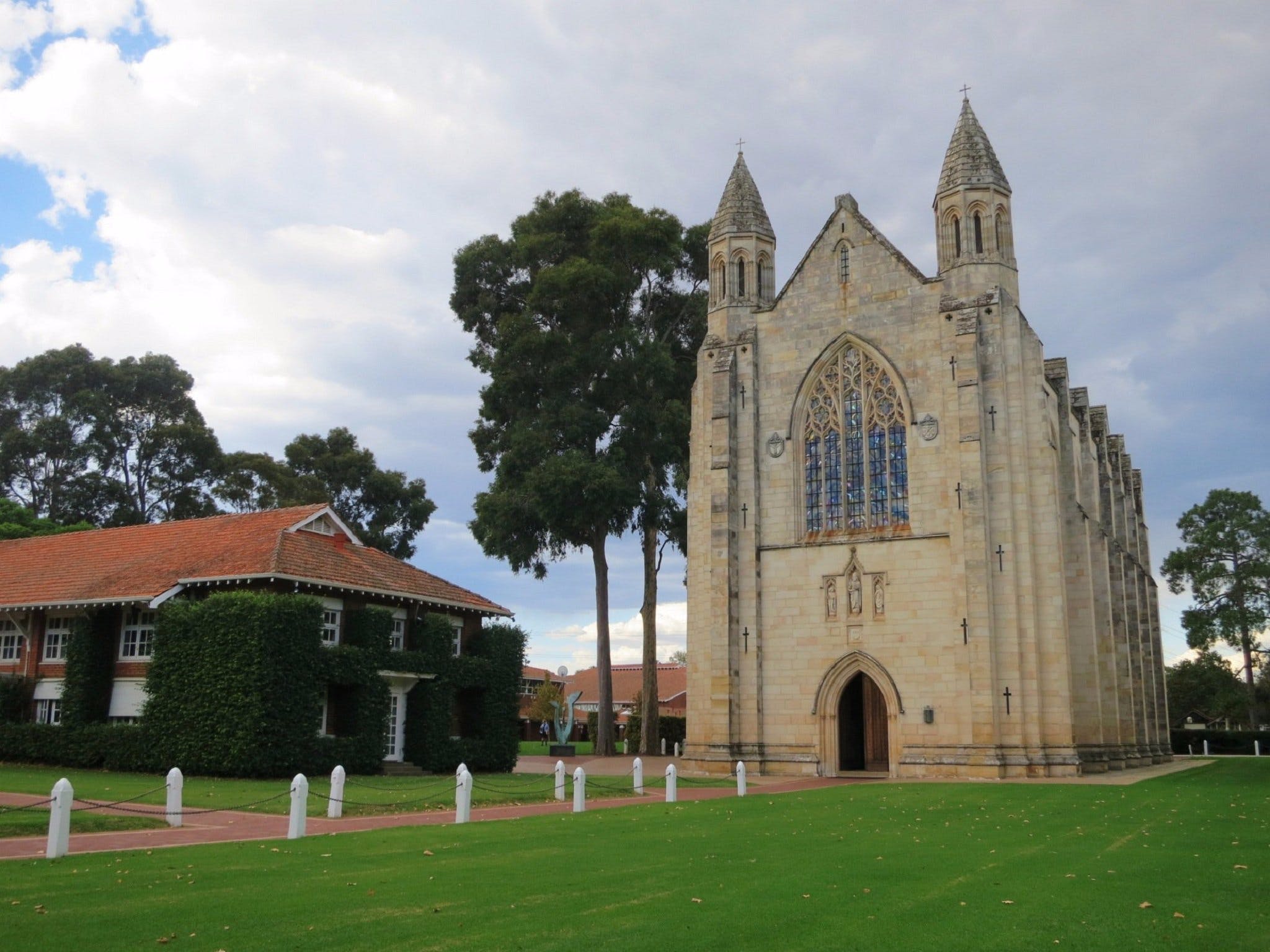 Chapel of St Mary and St George - Wagga Wagga Accommodation
