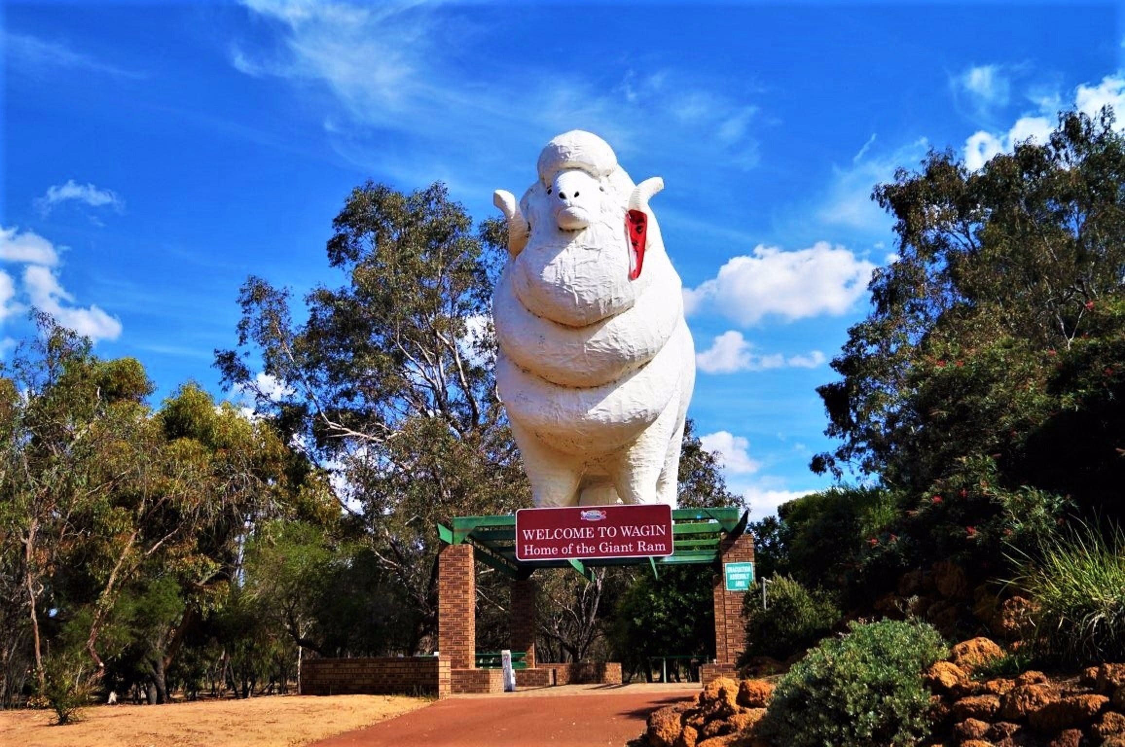 Giant Ram Park - Attractions