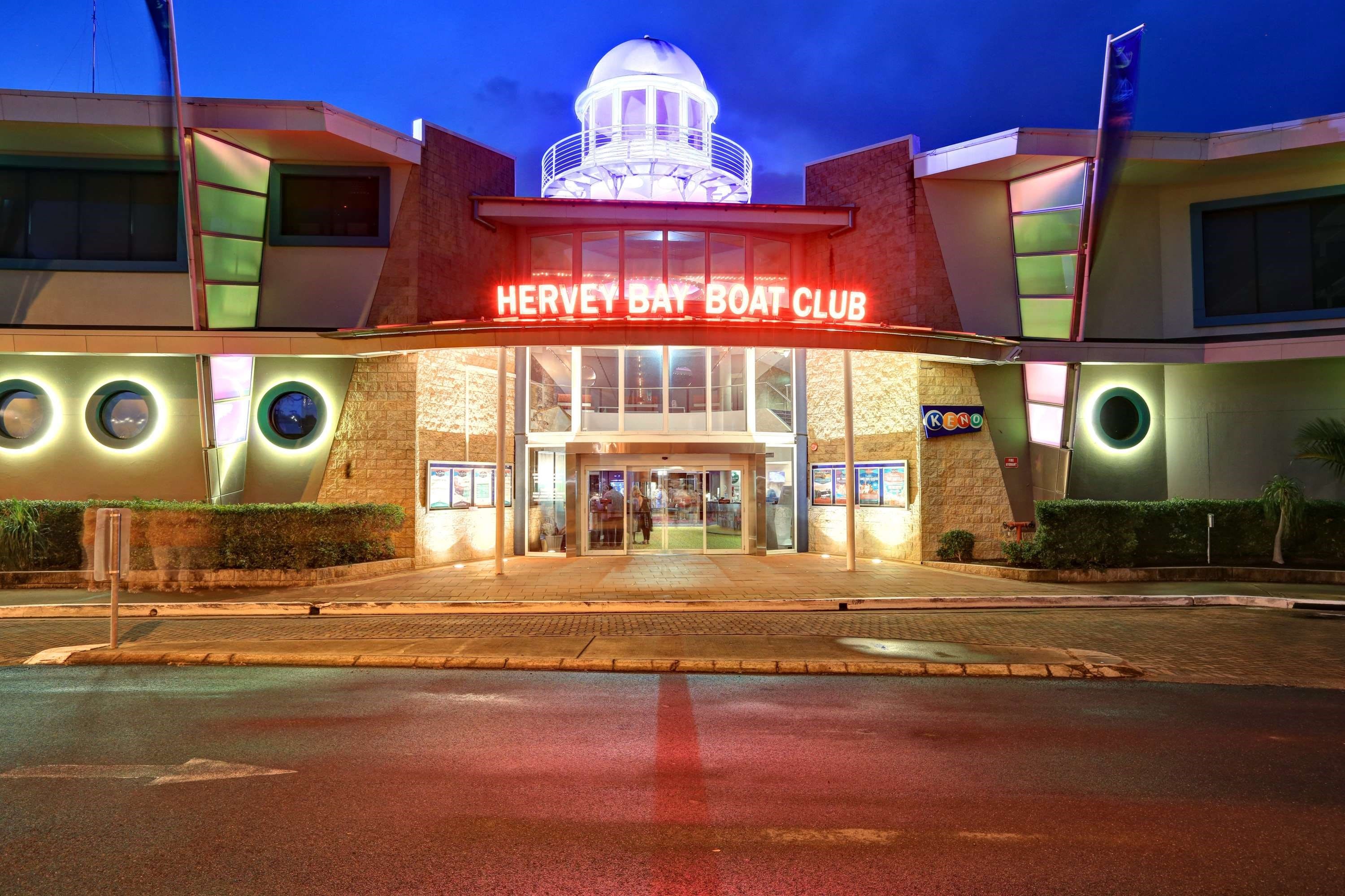 Hervey Bay Boat Club - Accommodation Mermaid Beach