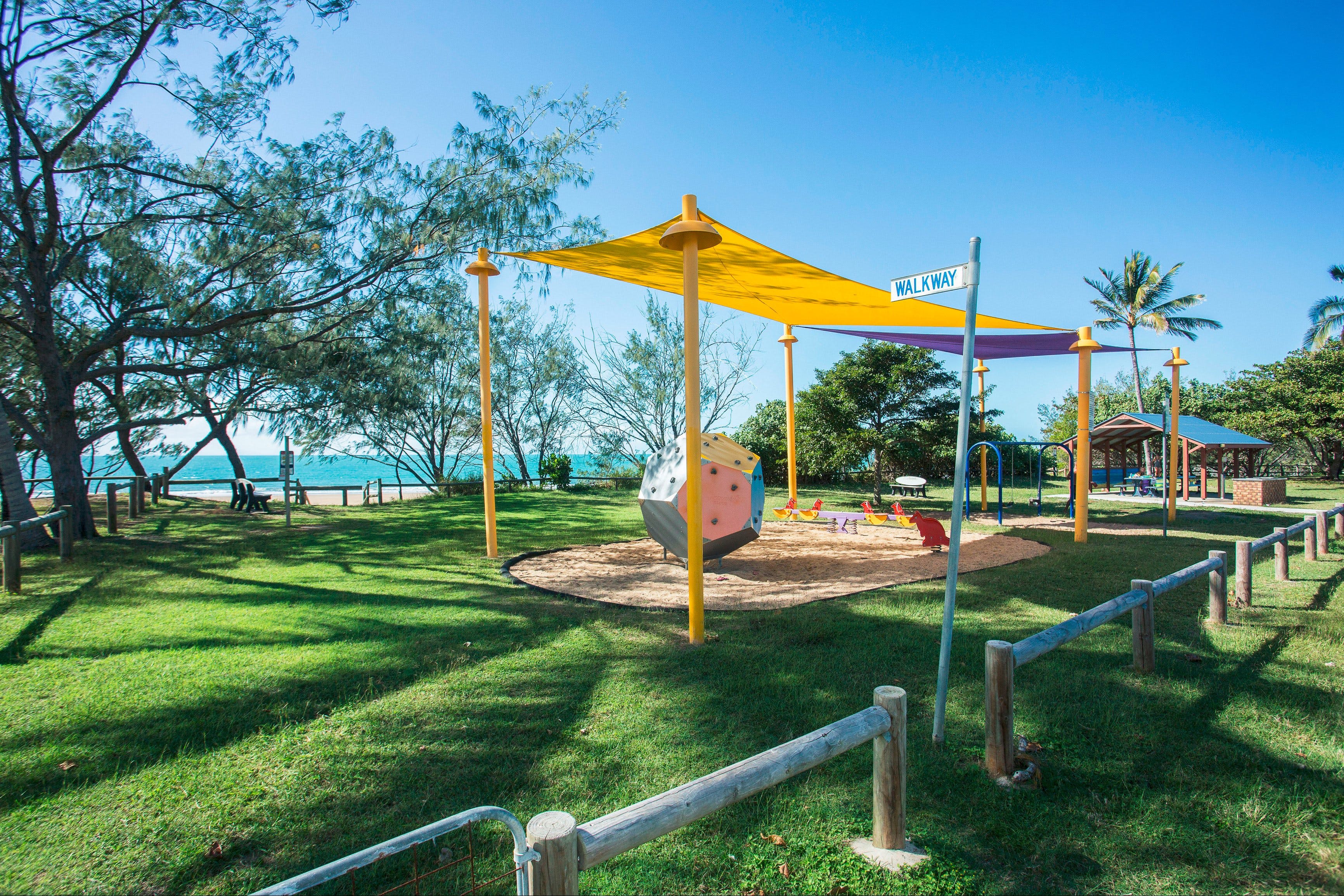 Sarina Beach - Geraldton Accommodation